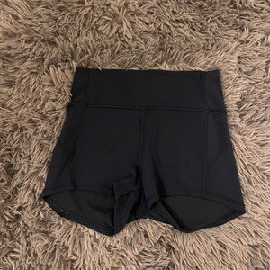 Lululemon biker shorts 4"